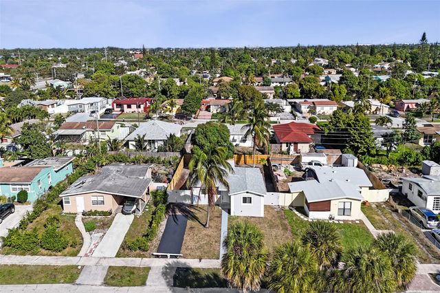 171 Ocean Parkway, Boynton Beach, FL 33435