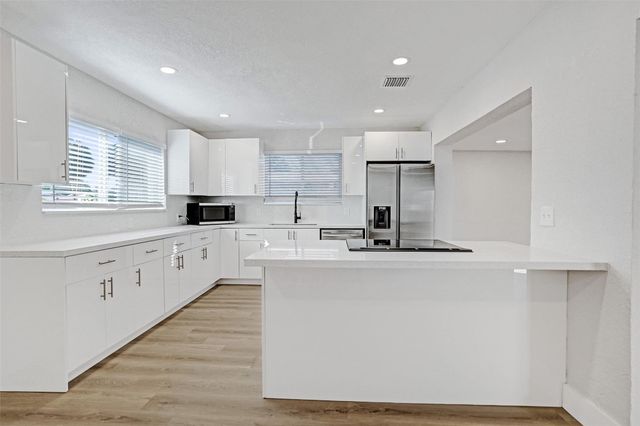 171 Ocean Parkway, Boynton Beach, FL 33435