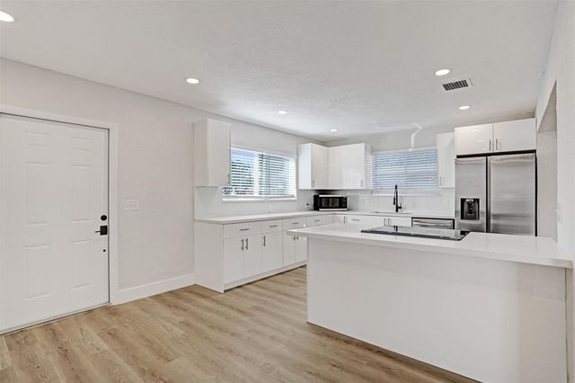 171 Ocean Parkway, Boynton Beach, FL 33435