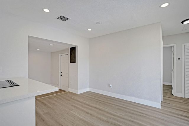 171 Ocean Parkway, Boynton Beach, FL 33435