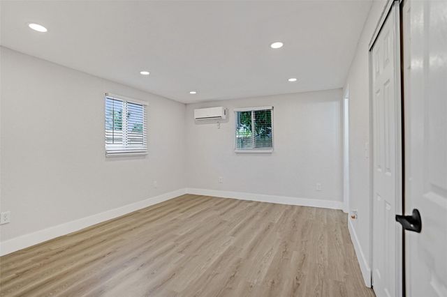 171 Ocean Parkway, Boynton Beach, FL 33435