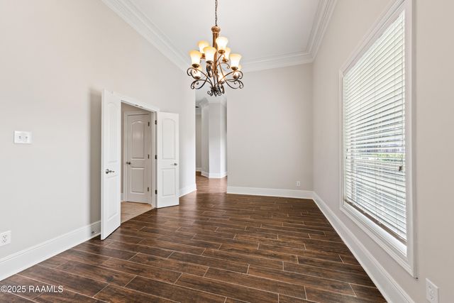212 Archangel Drive, Lafayette, LA 70508