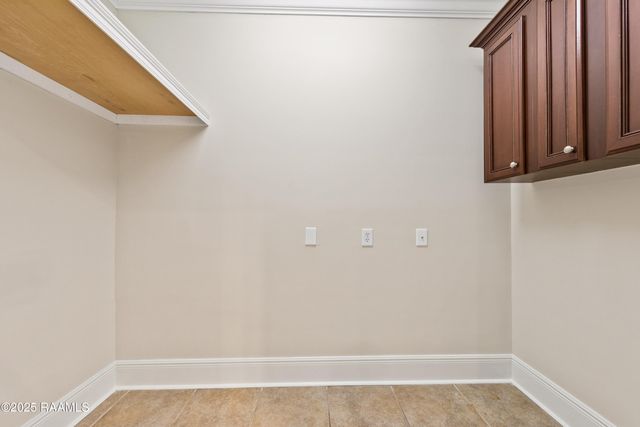 212 Archangel Drive, Lafayette, LA 70508