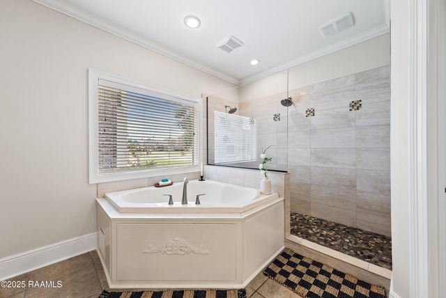 212 Archangel Drive, Lafayette, LA 70508
