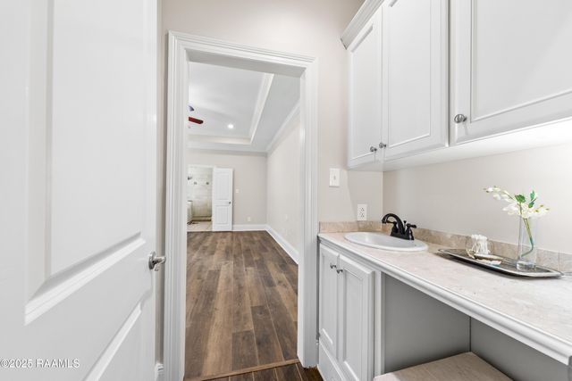 212 Archangel Drive, Lafayette, LA 70508
