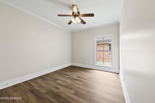 212 Archangel Drive, Lafayette, LA 70508