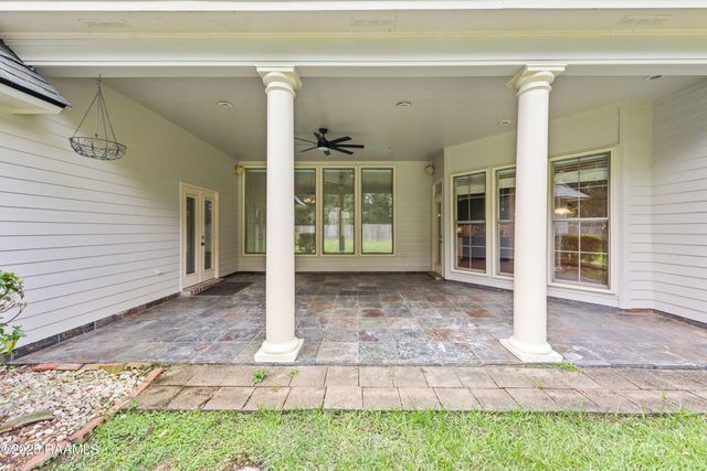 212 Archangel Drive, Lafayette, LA 70508