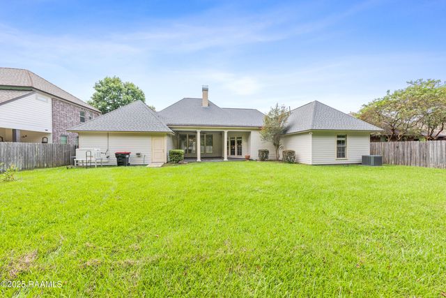 212 Archangel Drive, Lafayette, LA 70508