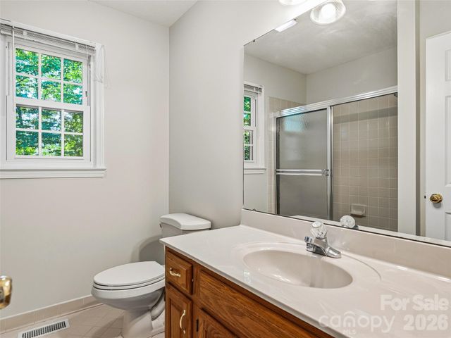 18 High Bluff Drive, Weaverville, NC 28787