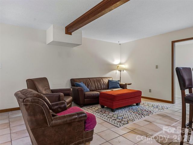 18 High Bluff Drive, Weaverville, NC 28787