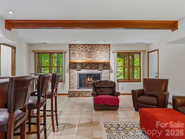 18 High Bluff Drive, Weaverville, NC 28787