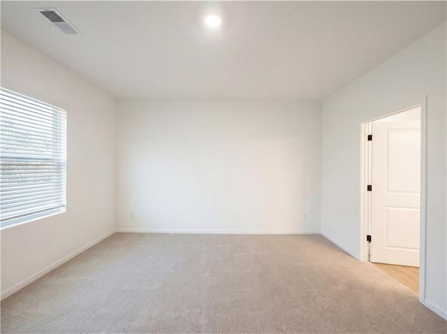 309 Hawthorne Court, Blue Springs, MO 64014