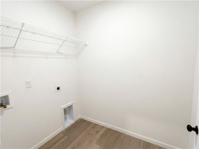 309 Hawthorne Court, Blue Springs, MO 64014