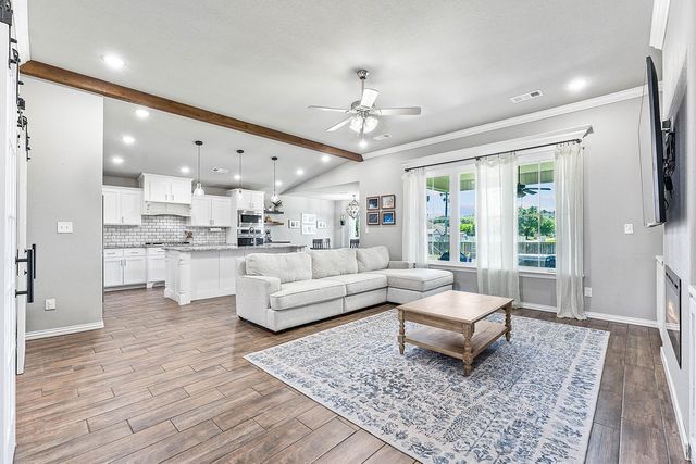 1601 Higgins Street, Pea Ridge, AR 72751