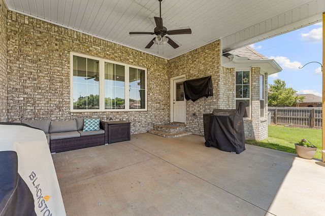 1601 Higgins Street, Pea Ridge, AR 72751