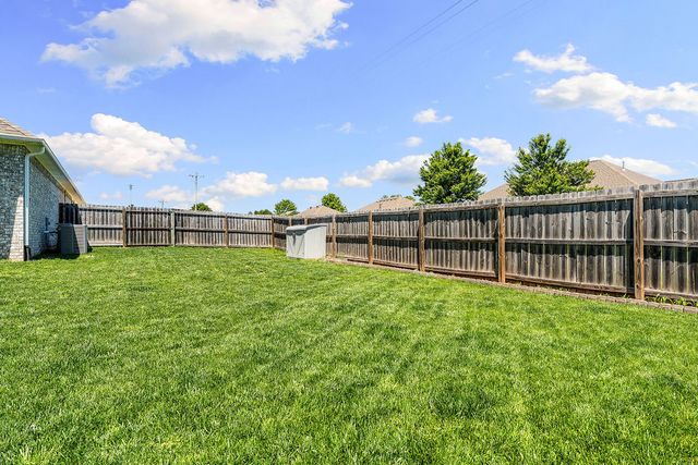 1601 Higgins Street, Pea Ridge, AR 72751