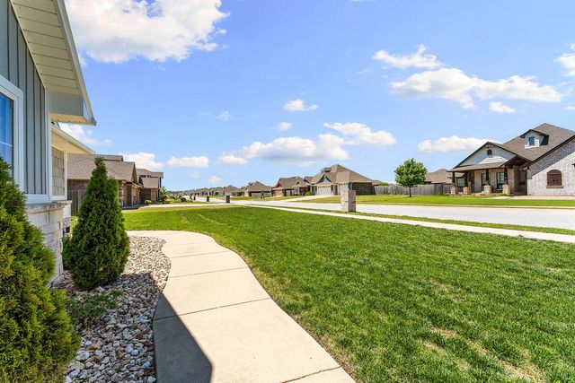 1601 Higgins Street, Pea Ridge, AR 72751