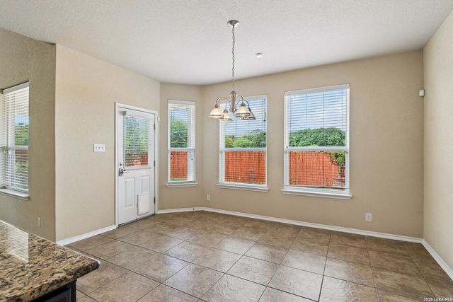 136 JOLIE CIR, Boerne, TX 78015