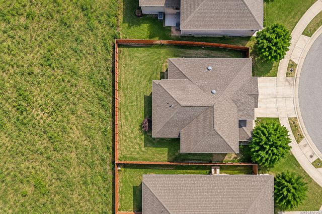136 JOLIE CIR, Boerne, TX 78015