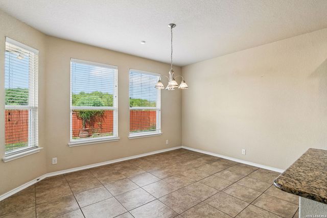 136 JOLIE CIR, Boerne, TX 78015