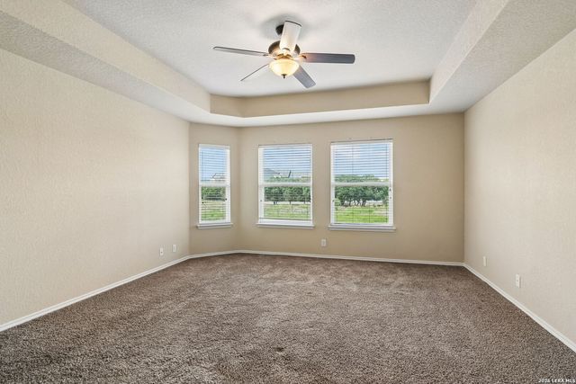 136 JOLIE CIR, Boerne, TX 78015