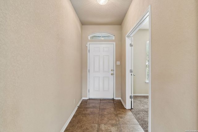 136 JOLIE CIR, Boerne, TX 78015