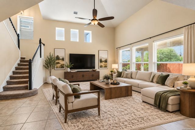 136 JOLIE CIR, Boerne, TX 78015