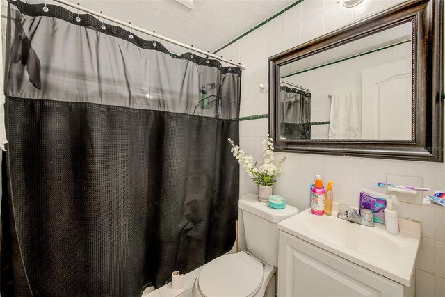 2318 W POWHATAN AVENUE, Tampa, FL 33603