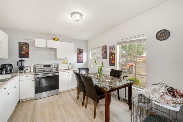 2318 W POWHATAN AVENUE, Tampa, FL 33603