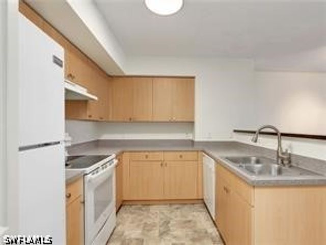 8659 River Homes LN 1203, Bonita Springs, FL 34135