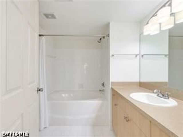 8659 River Homes LN 1203, Bonita Springs, FL 34135