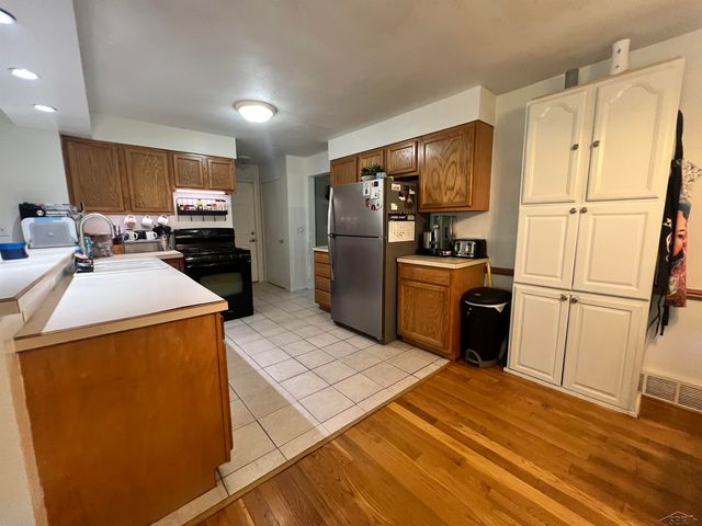 1947 Crescent Drive, Saginaw, MI 48604