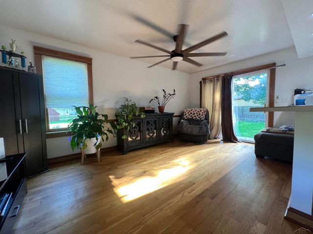 1947 Crescent Drive, Saginaw, MI 48604
