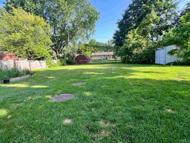 1947 Crescent Drive, Saginaw, MI 48604