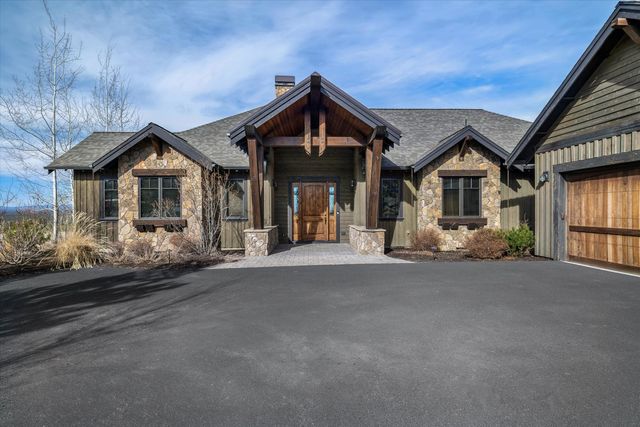 16135 SW Brasada Ranch Road, Powell Butte, OR 97753