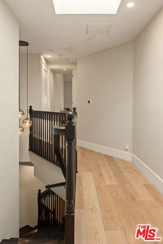 241 S Lasky Drive, Beverly Hills, CA 90212