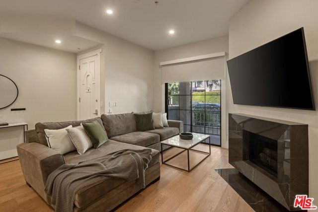 241 S Lasky Drive, Beverly Hills, CA 90212