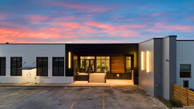 3363 E Commerce St Unit 101, San Antonio, TX 78220