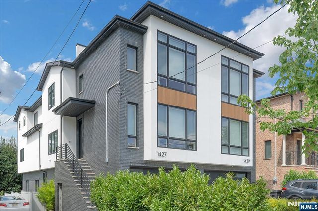 1427 Anderson Avenue, Fort Lee, NJ 07024