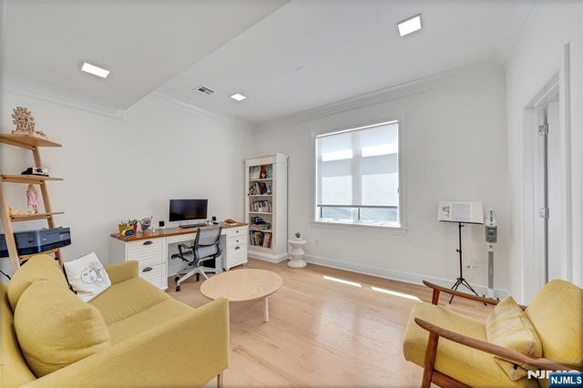 1427 Anderson Avenue, Fort Lee, NJ 07024