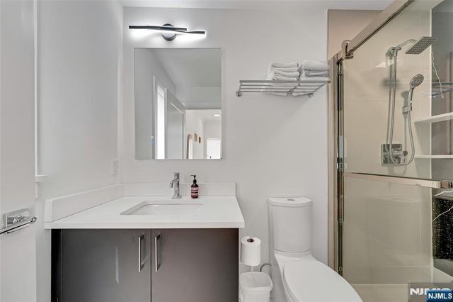 1427 Anderson Avenue, Fort Lee, NJ 07024