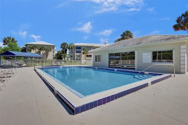 3515 Village Blvd 105, West Palm Beach, FL 33409