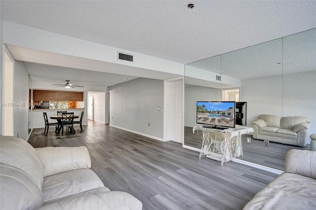 3515 Village Blvd 105, West Palm Beach, FL 33409