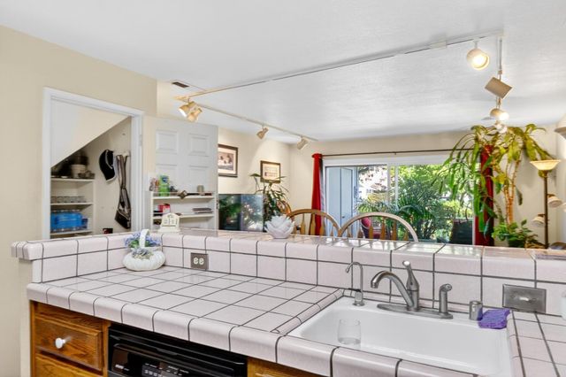 17074 Creekside Circle, Morgan Hill, CA 95037