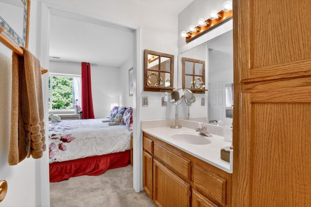 17074 Creekside Circle, Morgan Hill, CA 95037