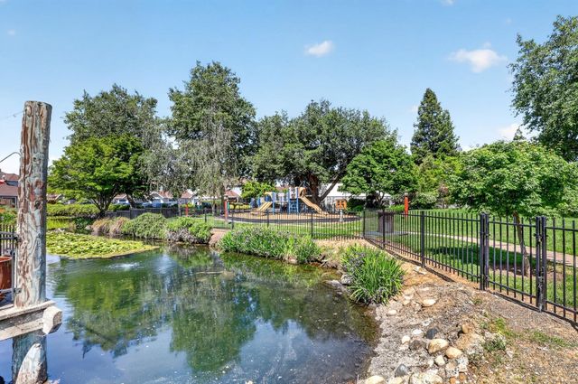 17074 Creekside Circle, Morgan Hill, CA 95037