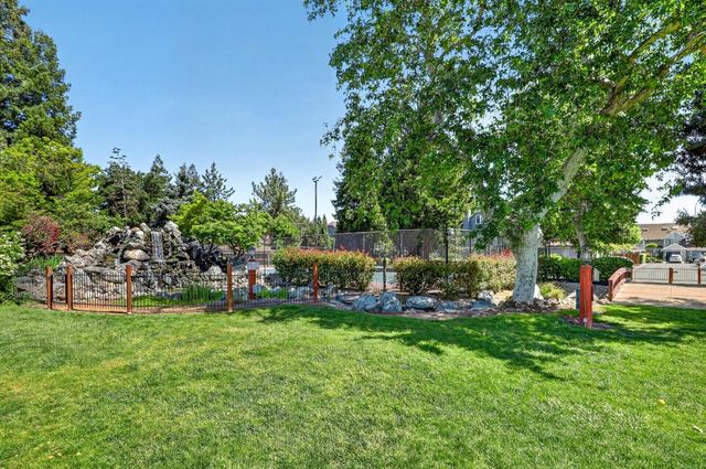 17074 Creekside Circle, Morgan Hill, CA 95037