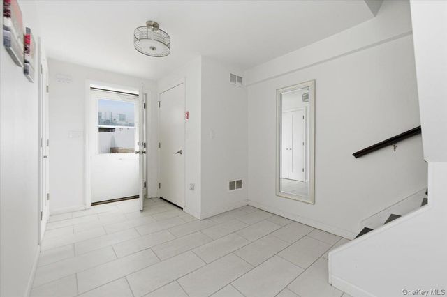 1003 Huntington Avenue, Bronx, NY 10465