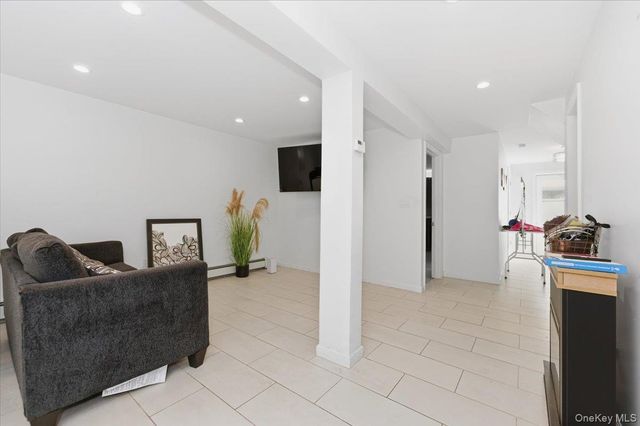 1003 Huntington Avenue, Bronx, NY 10465