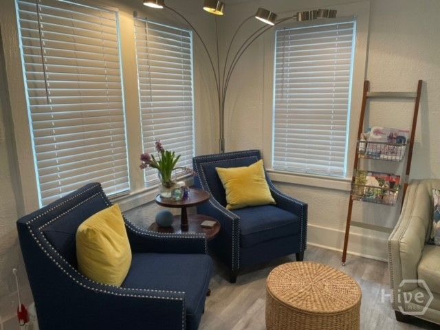 626 E Waldburg Street, Savannah, GA 31401